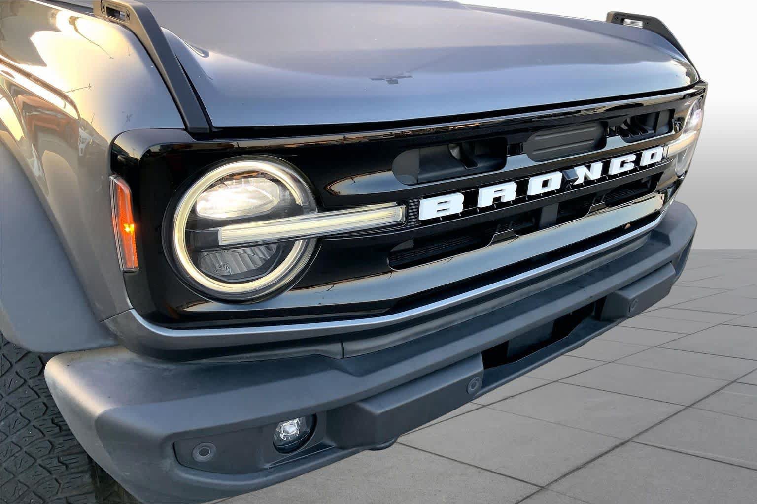 Used 2023 Ford Bronco Outer Banks w/ Sasquatch Package AWD/4WD image 28