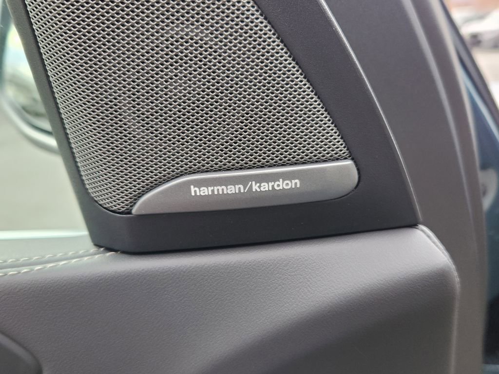 New 2026 BMW X5 xDrive40i AWD/4WD image 17