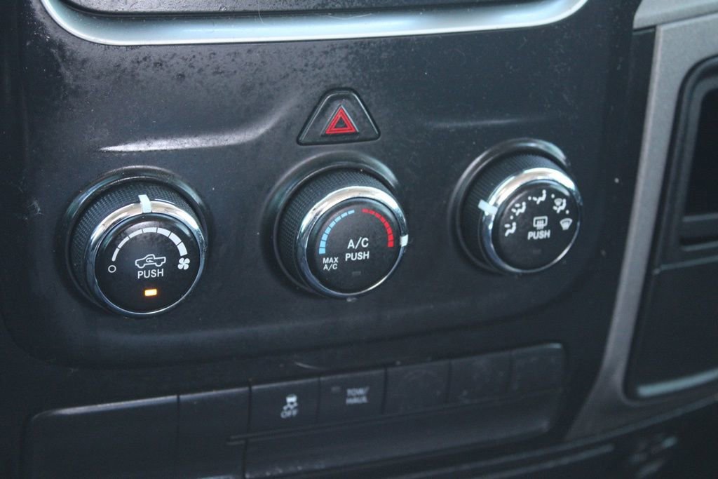 Used 2014 RAM 1500 Express image 33