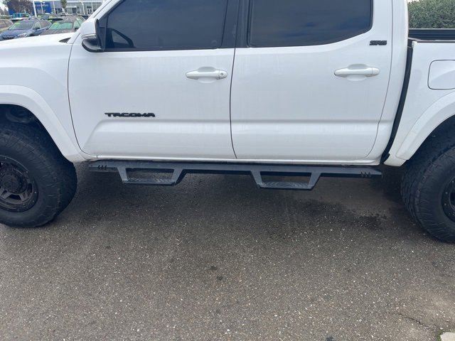 Used 2020 Toyota Tacoma SR image 10