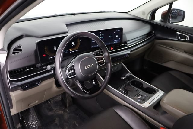Certified 2025 Kia Carnival FWD image 27