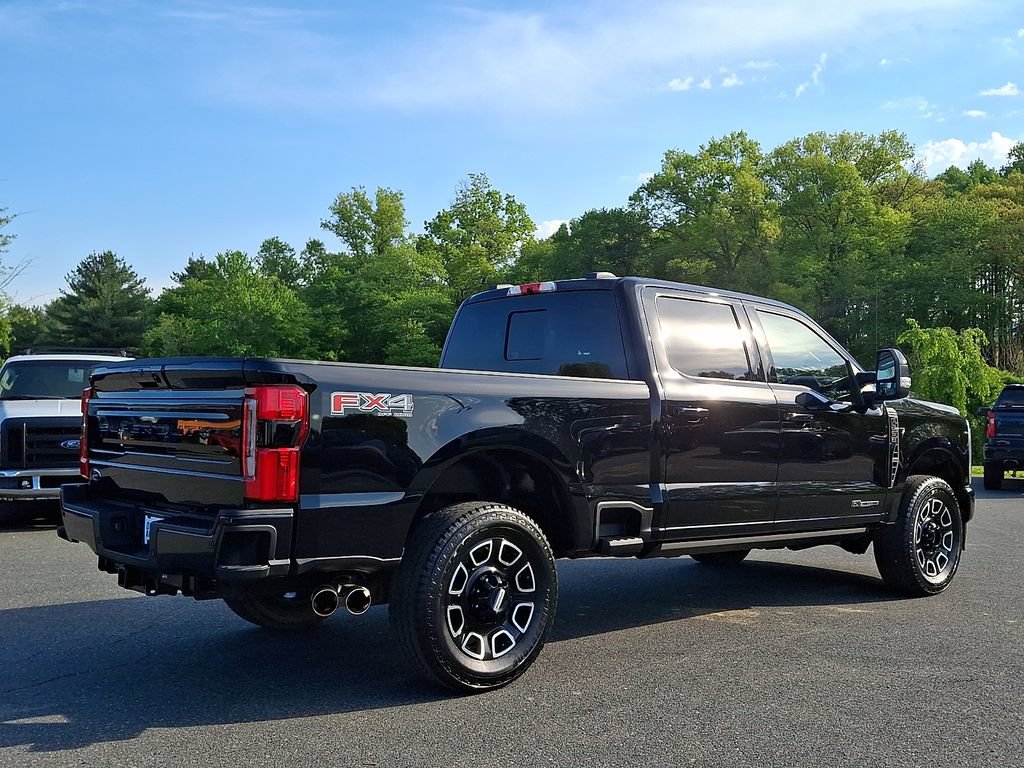 Used 2025 Ford F250 Platinum w/ FX4 Off-Road Package AWD/4WD image 6