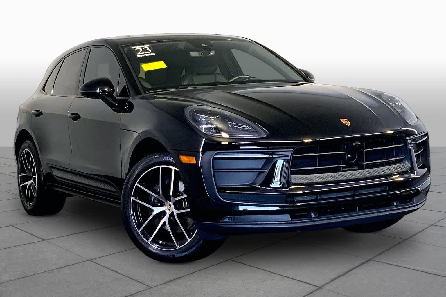 Used 2023 Porsche Macan Turbo AWD/4WD image 3