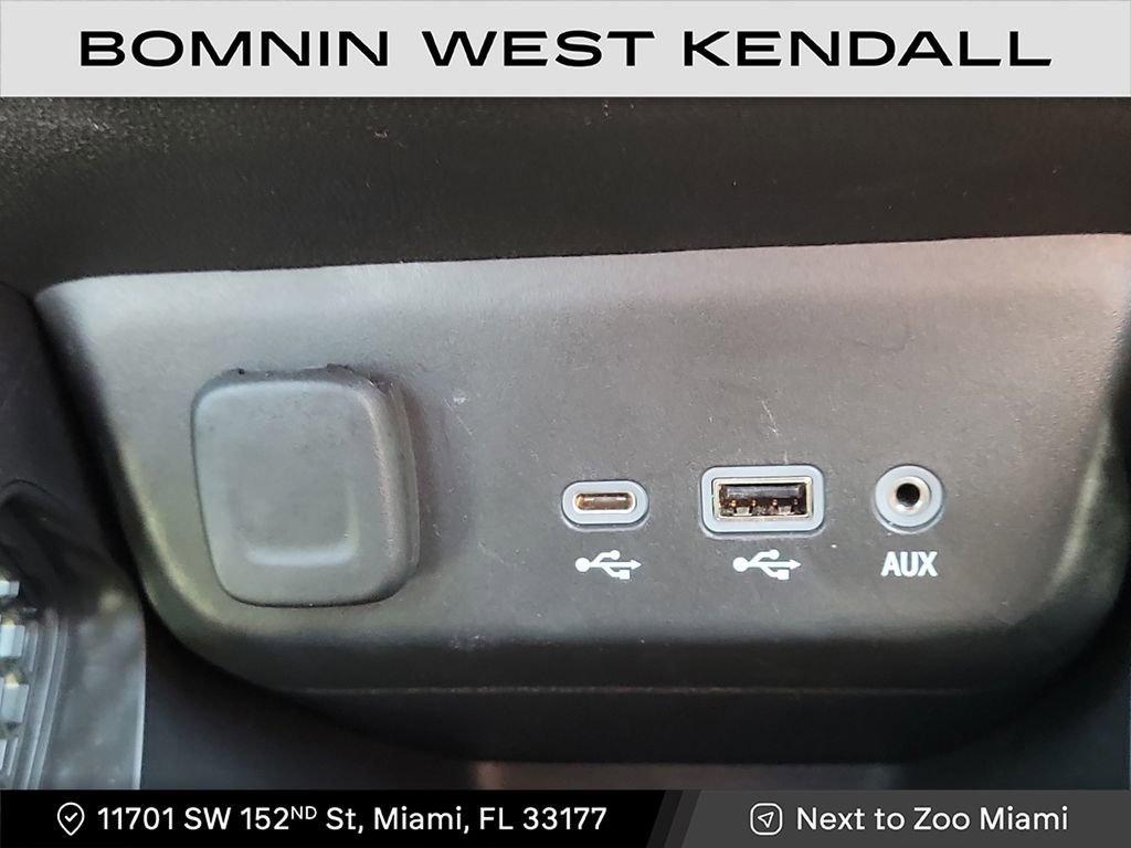 Used 2021 Chevrolet TrailBlazer LT w/ Convenience Package image 21