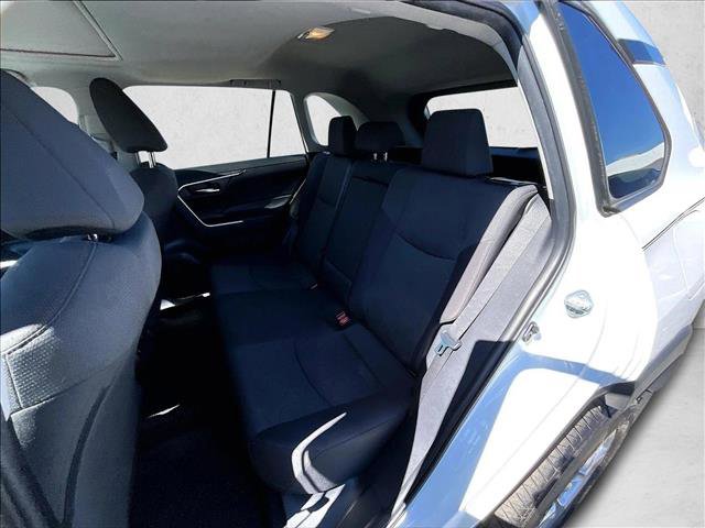 Used 2021 Toyota RAV4 XLE image 25