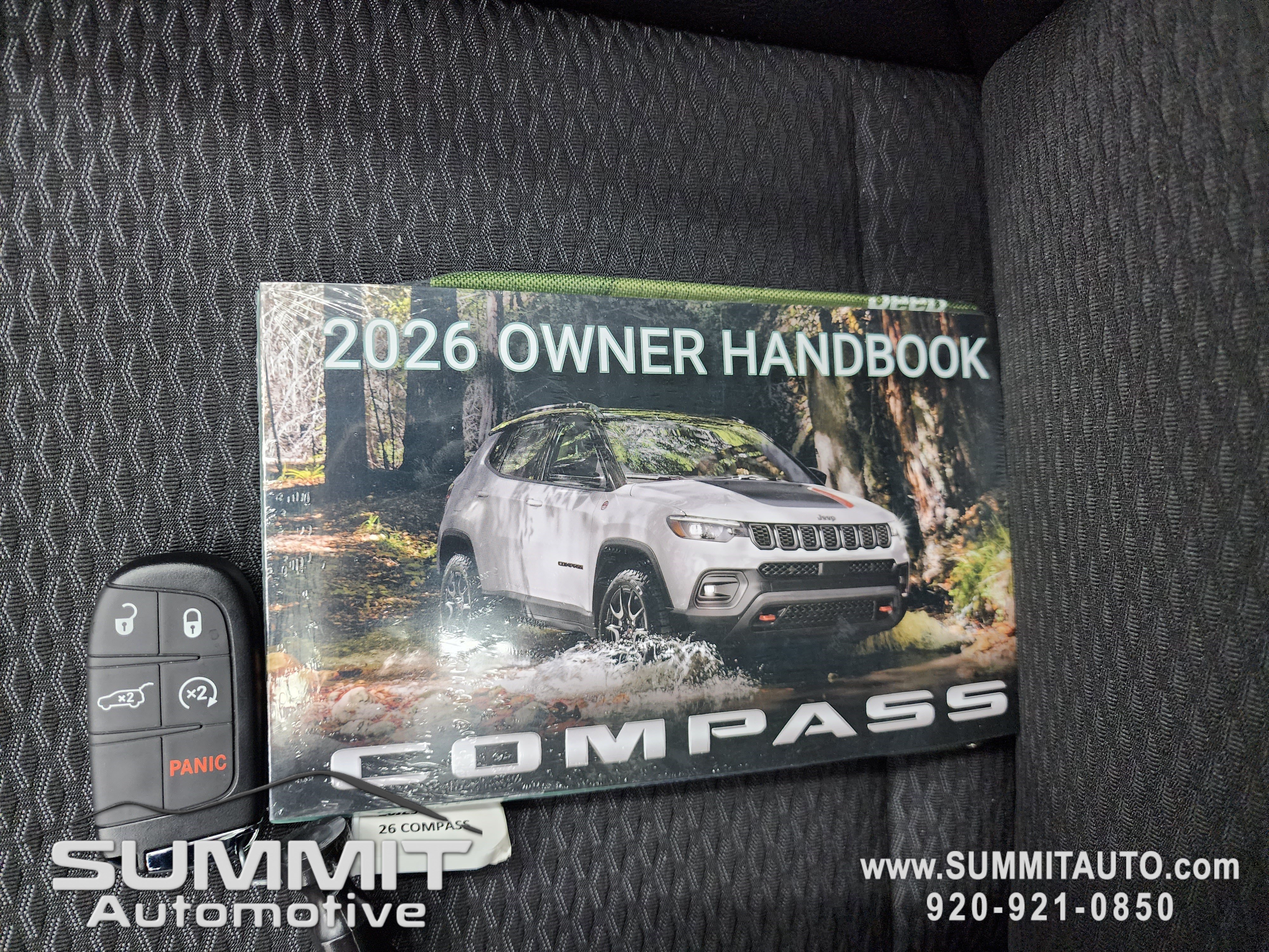 New 2026 Jeep Compass Latitude w/ Sun and Sound Group AWD/4WD image 62