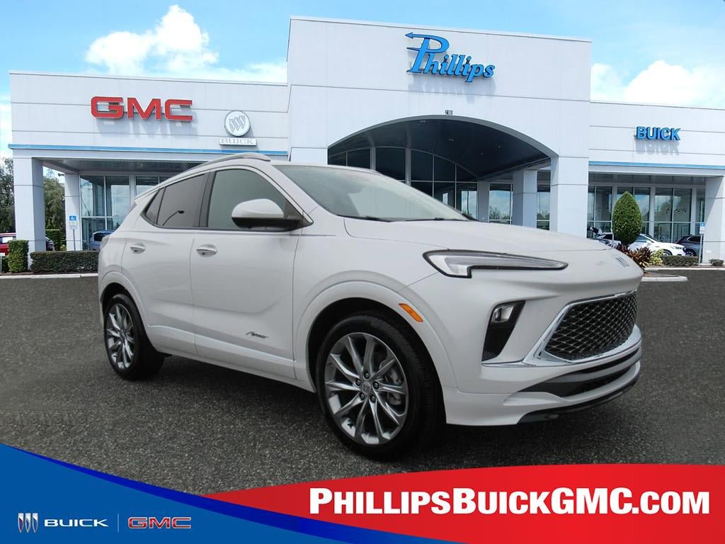 Used 2024 Buick Encore GX Avenir w/ Avenir Technology Package FWD image 1