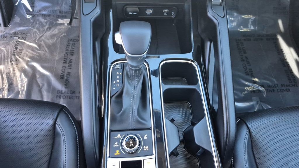 Certified 2025 Kia Telluride S image 11