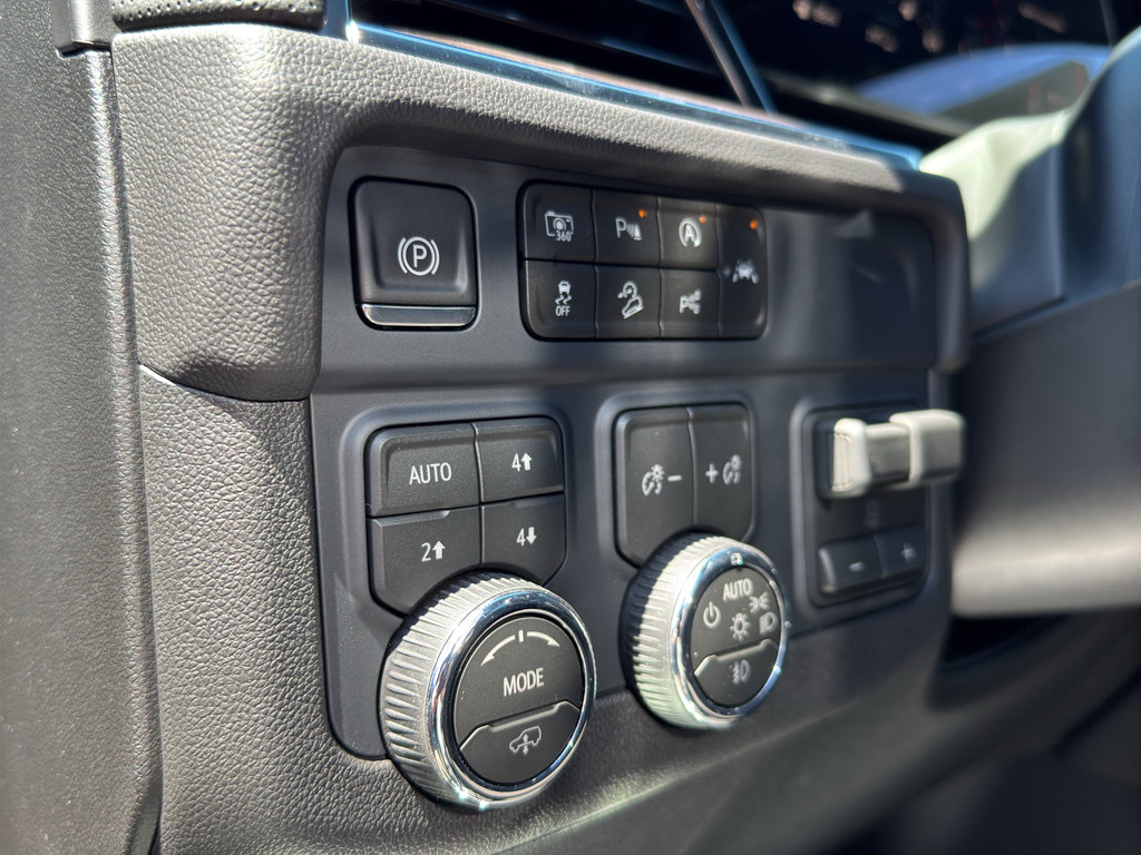 New 2026 Chevrolet Tahoe High Country AWD/4WD image 33