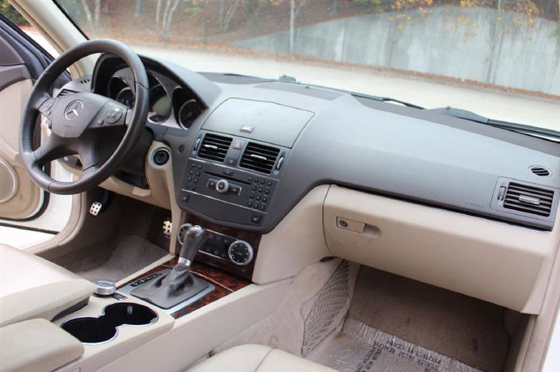 Used 2010 Mercedes-Benz C 300 4MATIC Sedan w/ Premium 1 Pkg image 11