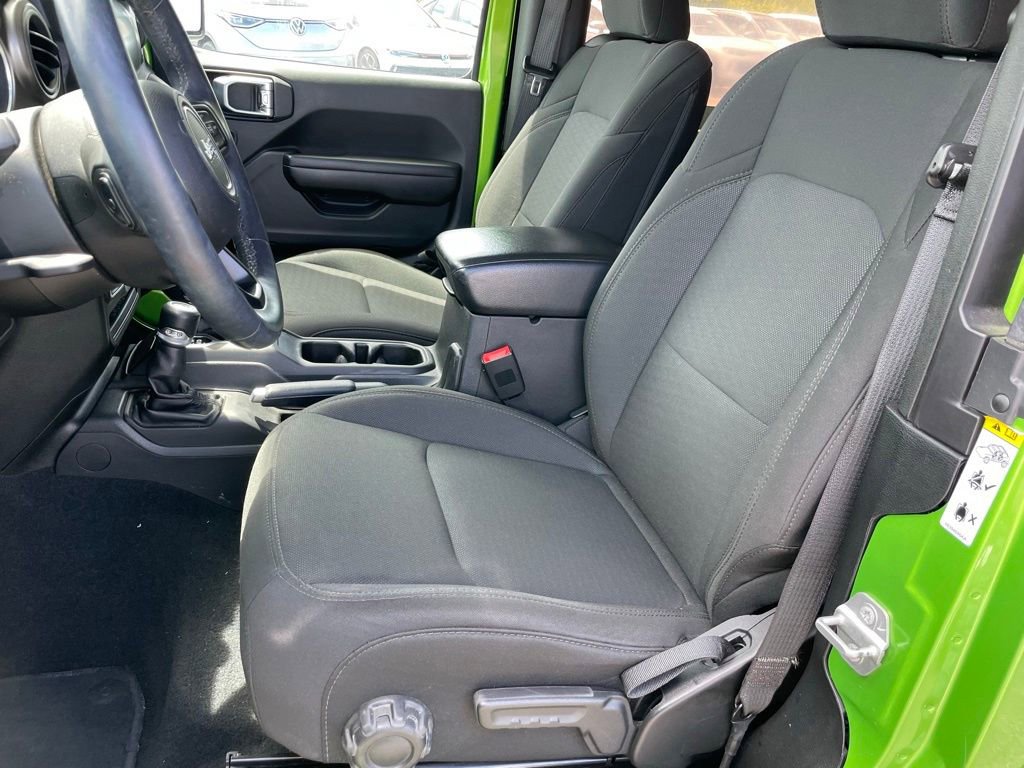 Used 2018 Jeep Wrangler Sport AWD/4WD image 7