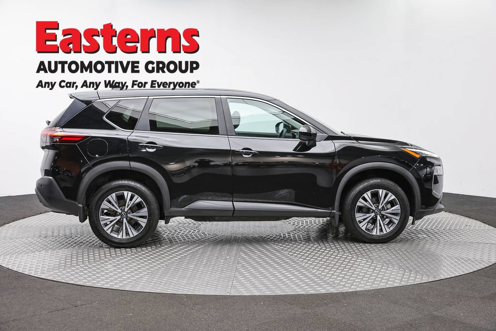 Used 2023 Nissan Rogue SV AWD/4WD image 4