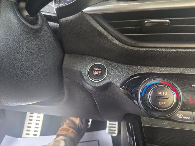 Used 2024 Kia Forte GT-Line FWD image 18