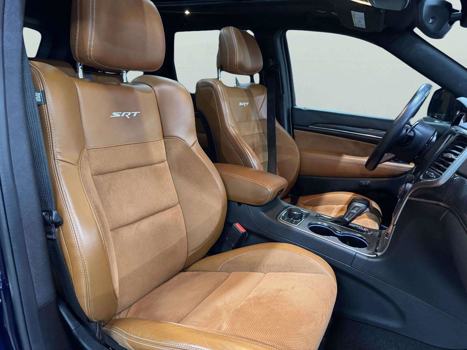 Used 2017 Jeep Grand Cherokee SRT AWD/4WD image 27