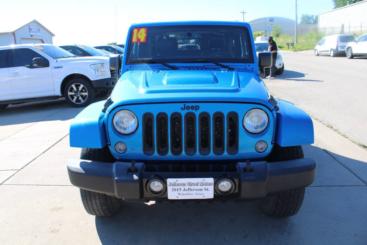 Used 2014 Jeep Wrangler Sahara AWD/4WD image 3
