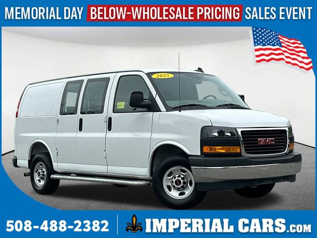 Used 2025 GMC Savana 2500 w/ Driver Convenience Package RWD image 1