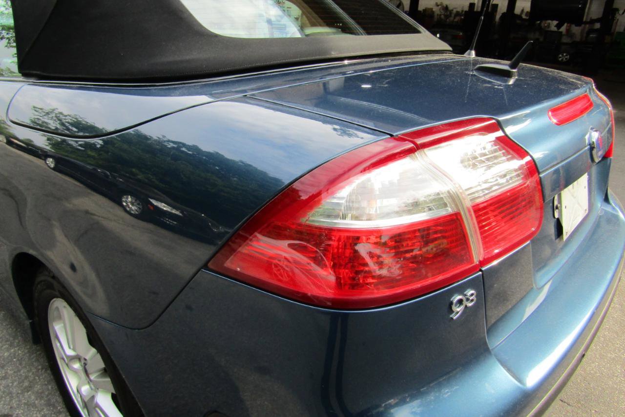Used 2007 Saab 9-3 2.0T w/ Premium 16 Pkg FWD image 5