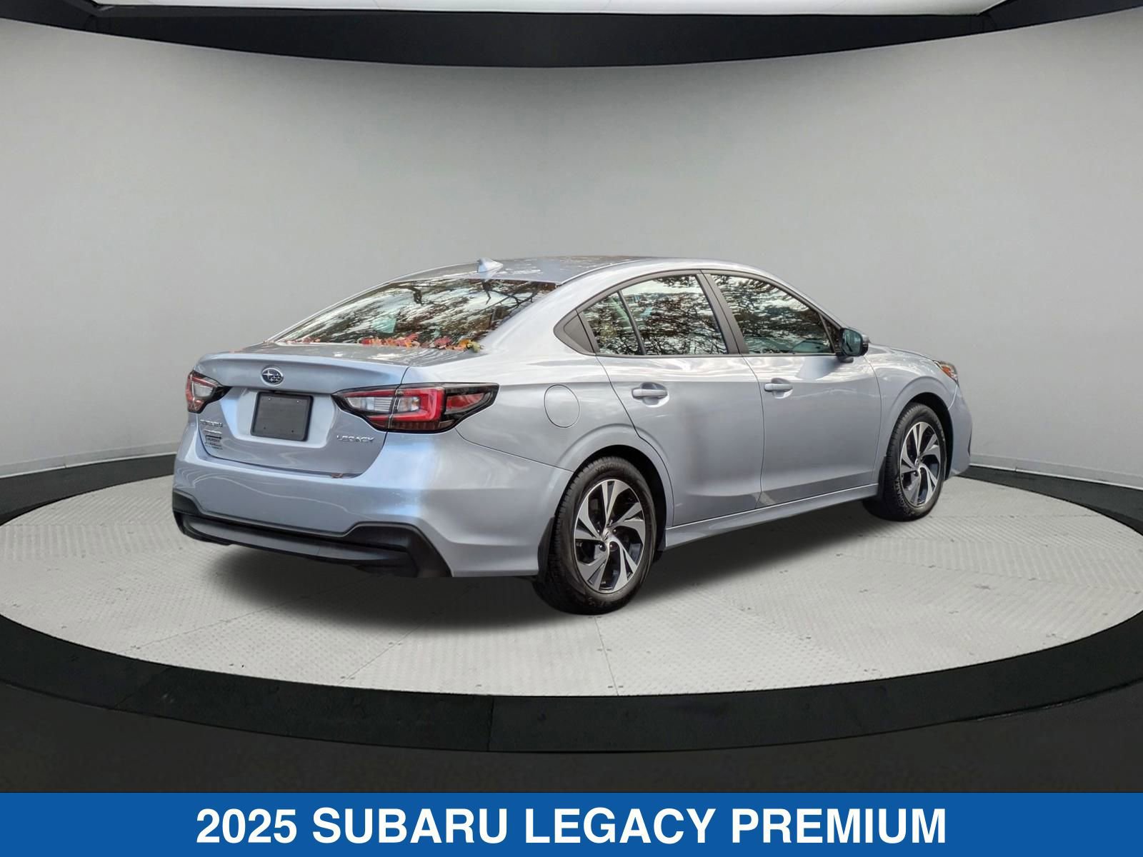 Certified 2025 Subaru Legacy Premium image 4