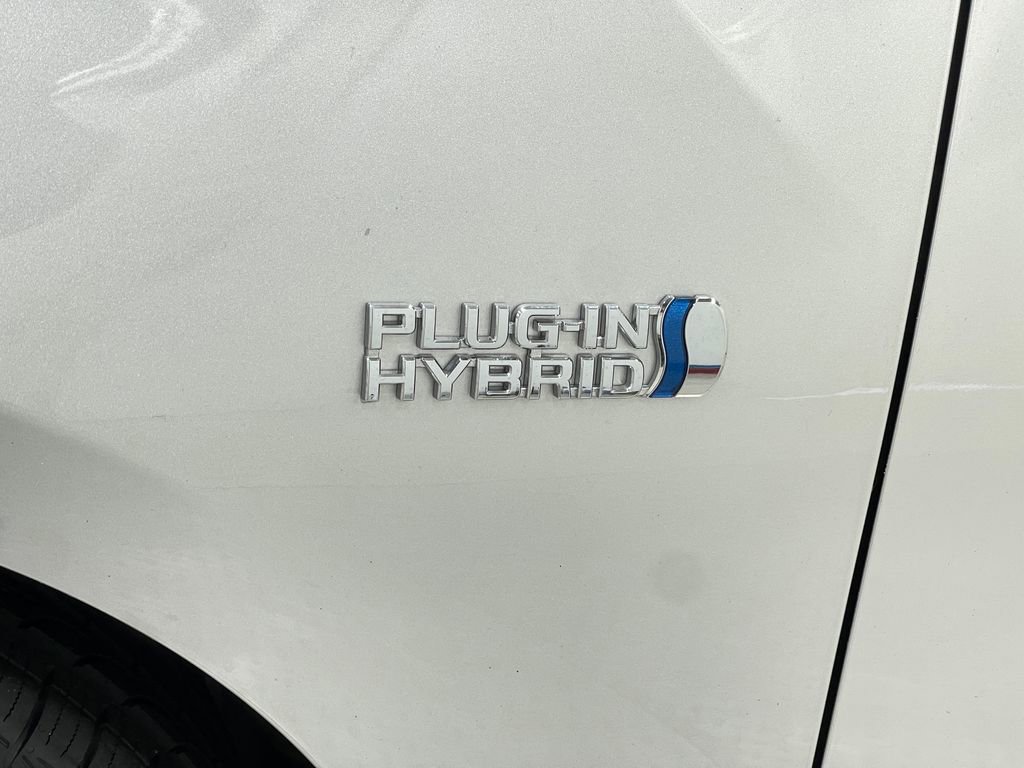 Used 2020 Toyota Prius Prime LE image 37