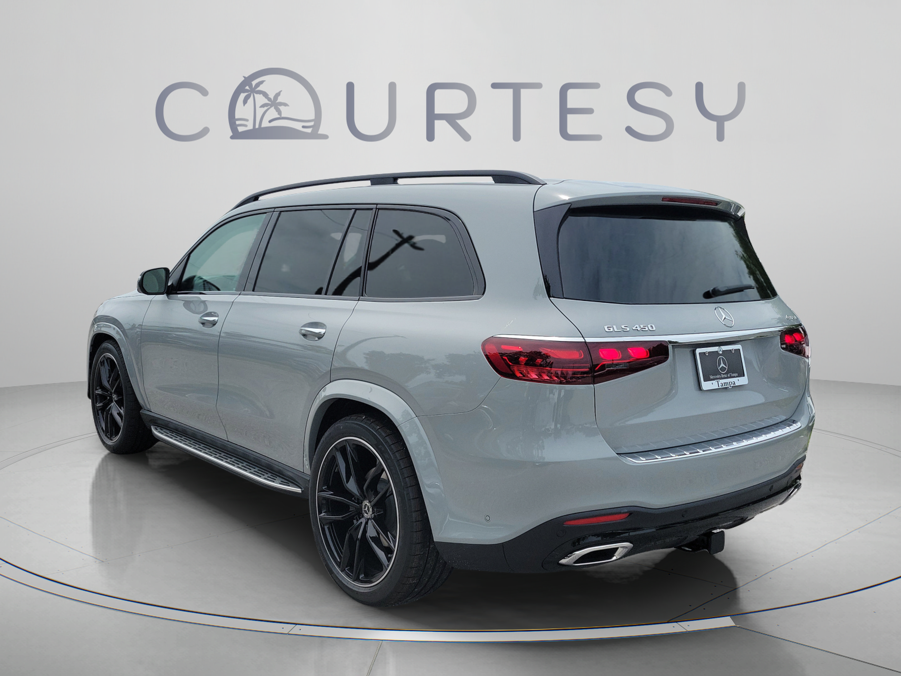 New 2026 Mercedes-Benz GLS 450 4MATIC image 2