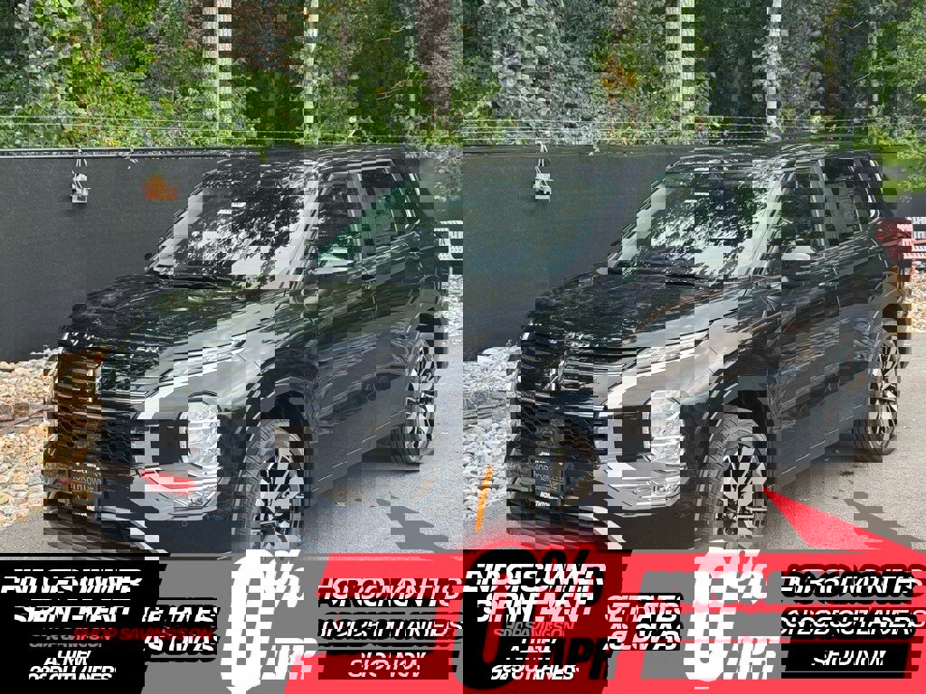 New 2025 Mitsubishi Outlander SE