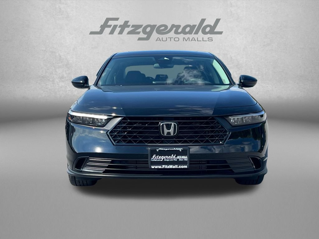 Used 2025 Honda Accord SE image 6