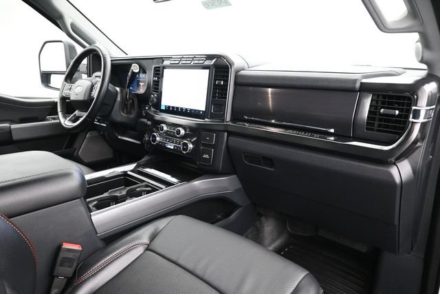 Used 2024 Ford F250 Lariat w/ Lariat Ultimate Package AWD/4WD image 10