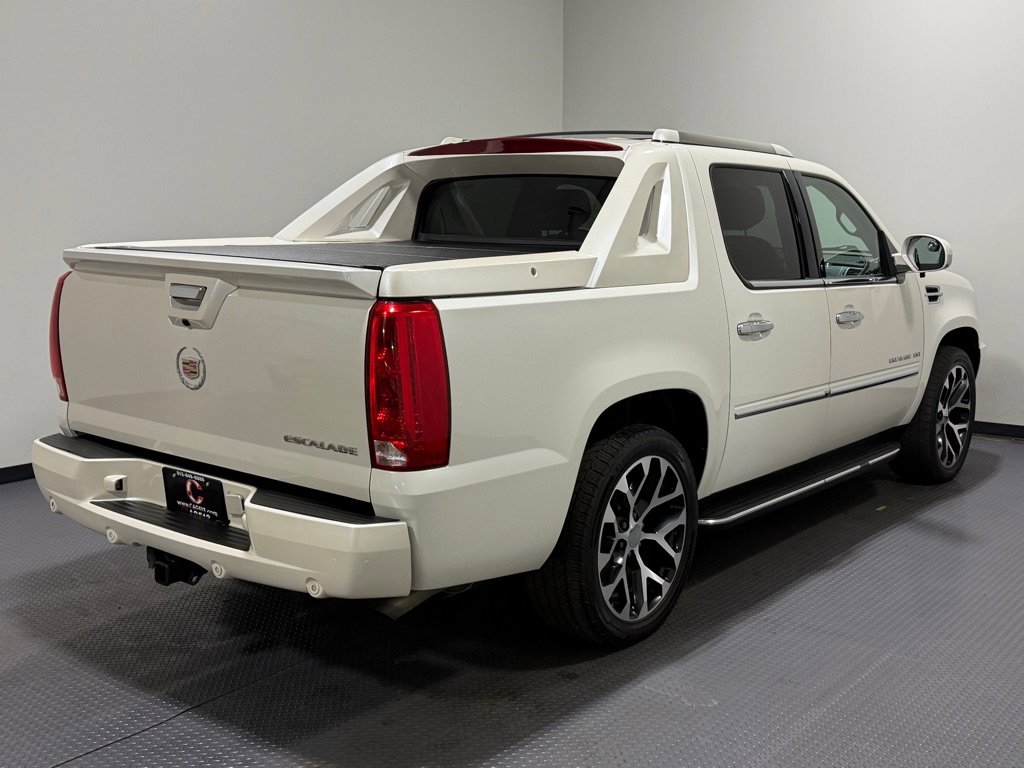 Used 2013 Cadillac Escalade EXT Luxury image 5