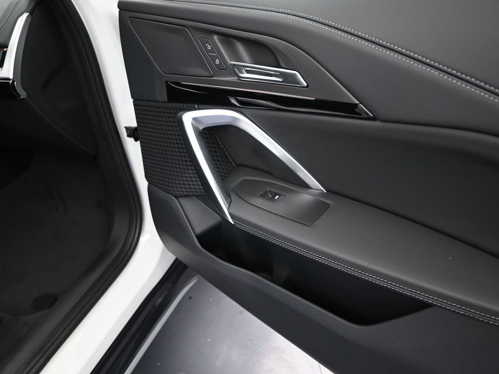 New 2026 BMW X1 xDrive28i w/ Technology Package image 23