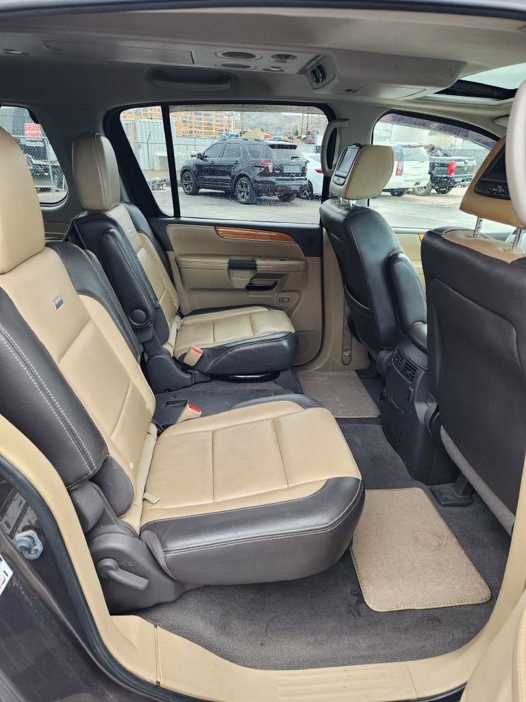 Used 2013 Nissan Armada Platinum w/ Platinum Reserve Pkg image 7