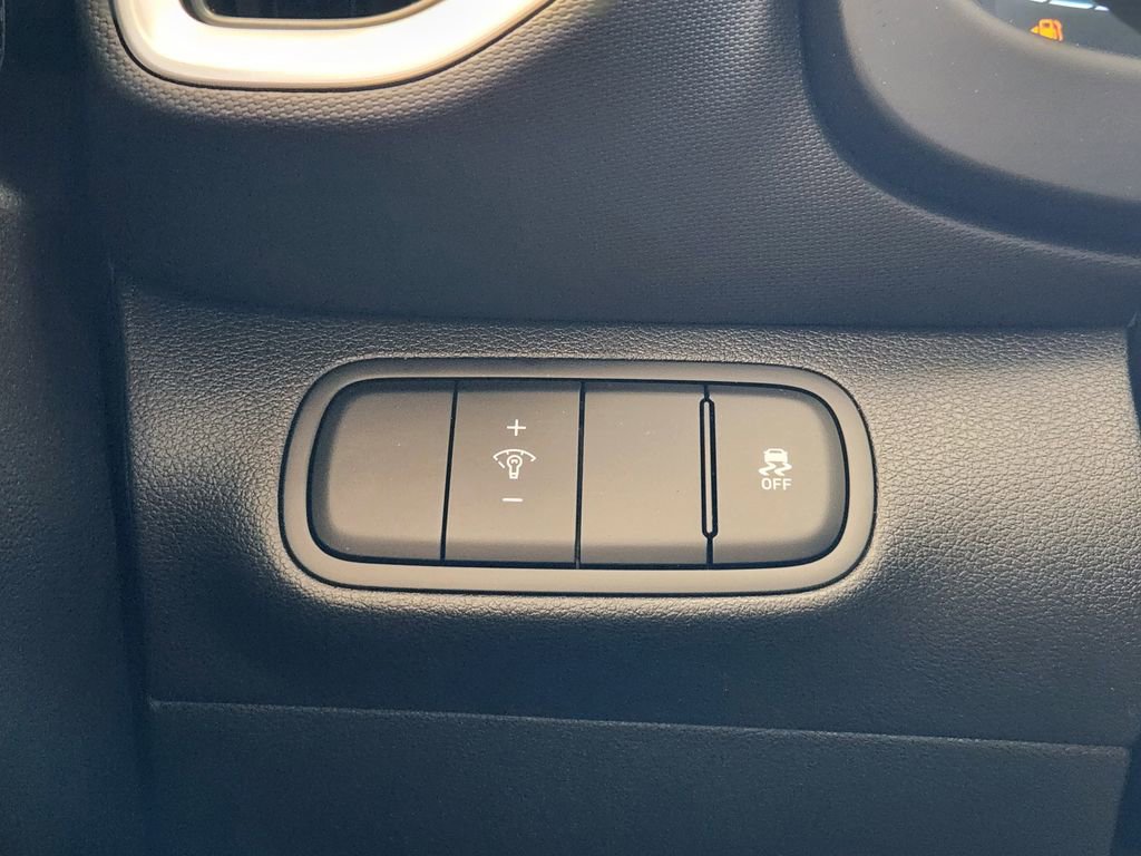 New 2026 Hyundai Venue SE FWD image 16