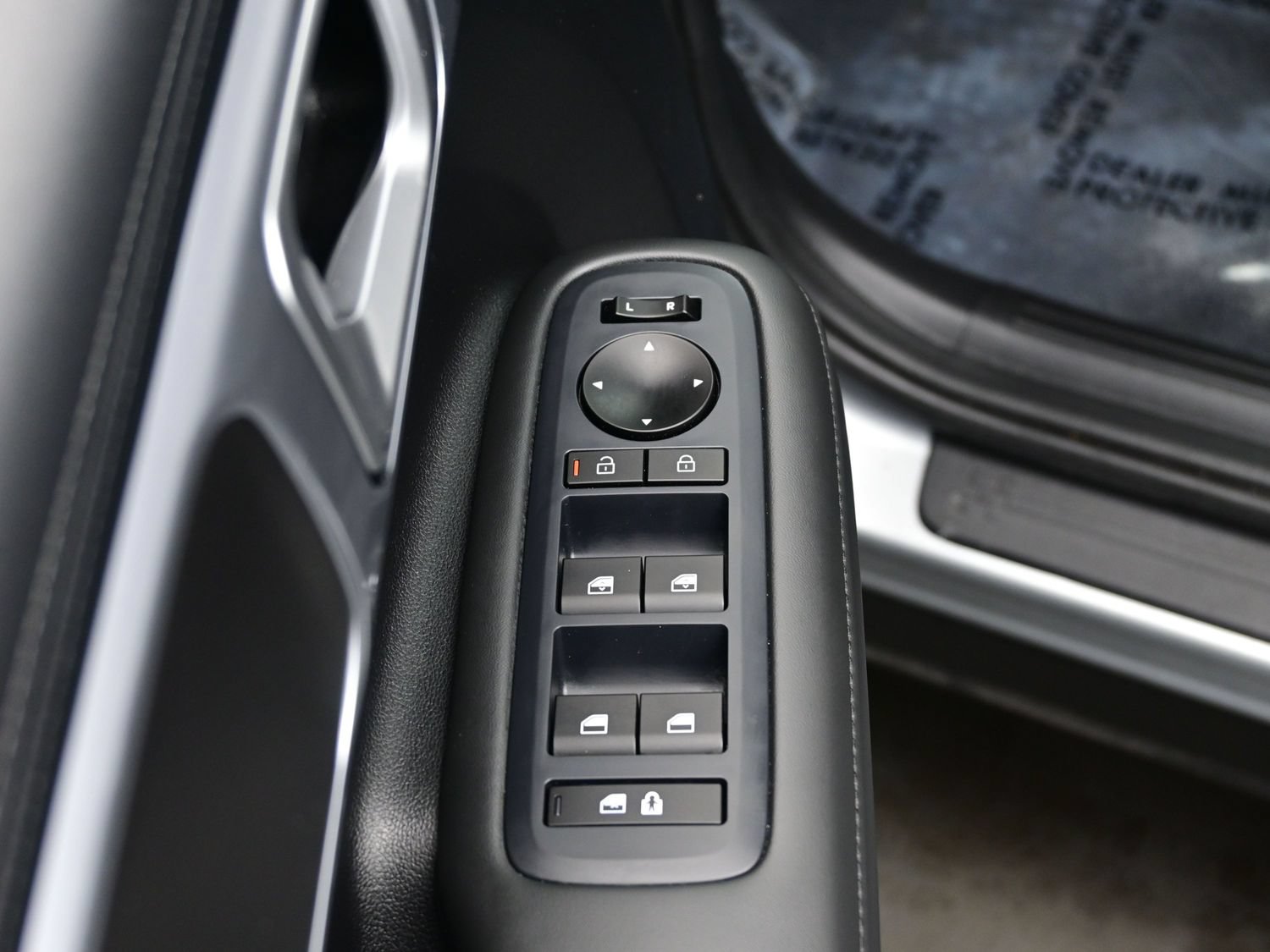Certified 2026 Hyundai Santa Fe SEL AWD/4WD image 10