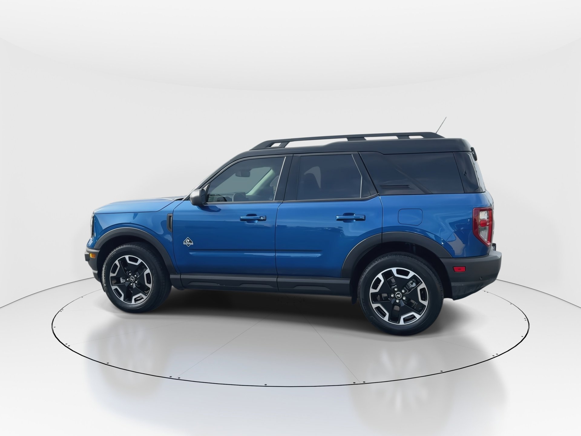 Used 2024 Ford Bronco Sport Outer Banks image 5