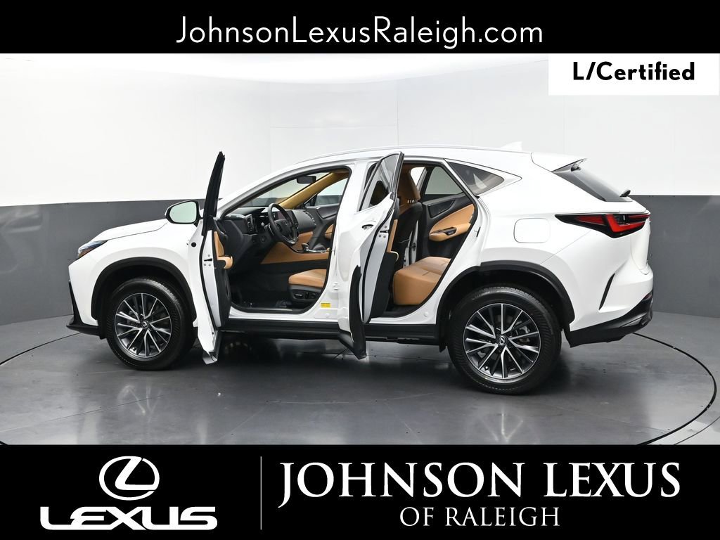 Used 2025 Lexus NX 250 FWD w/ Towing Package (2000 Lbs) image 27