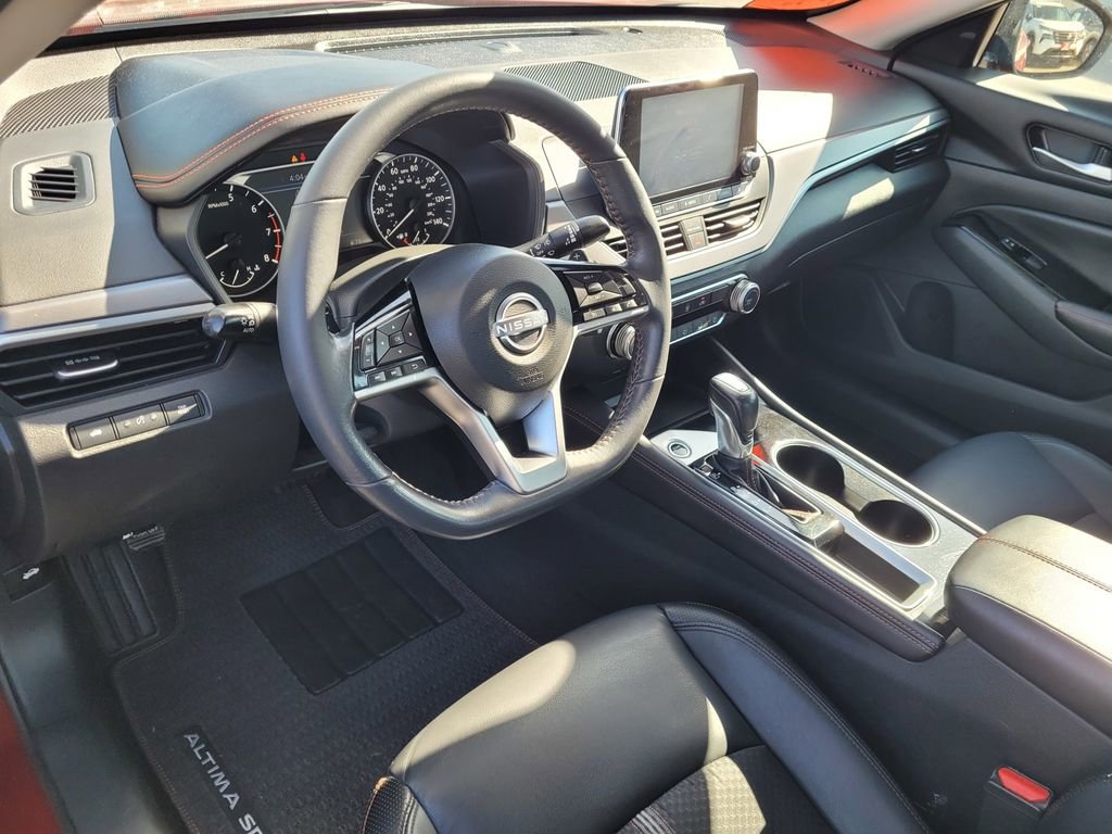 Used 2024 Nissan Altima 2.5 SR image 6