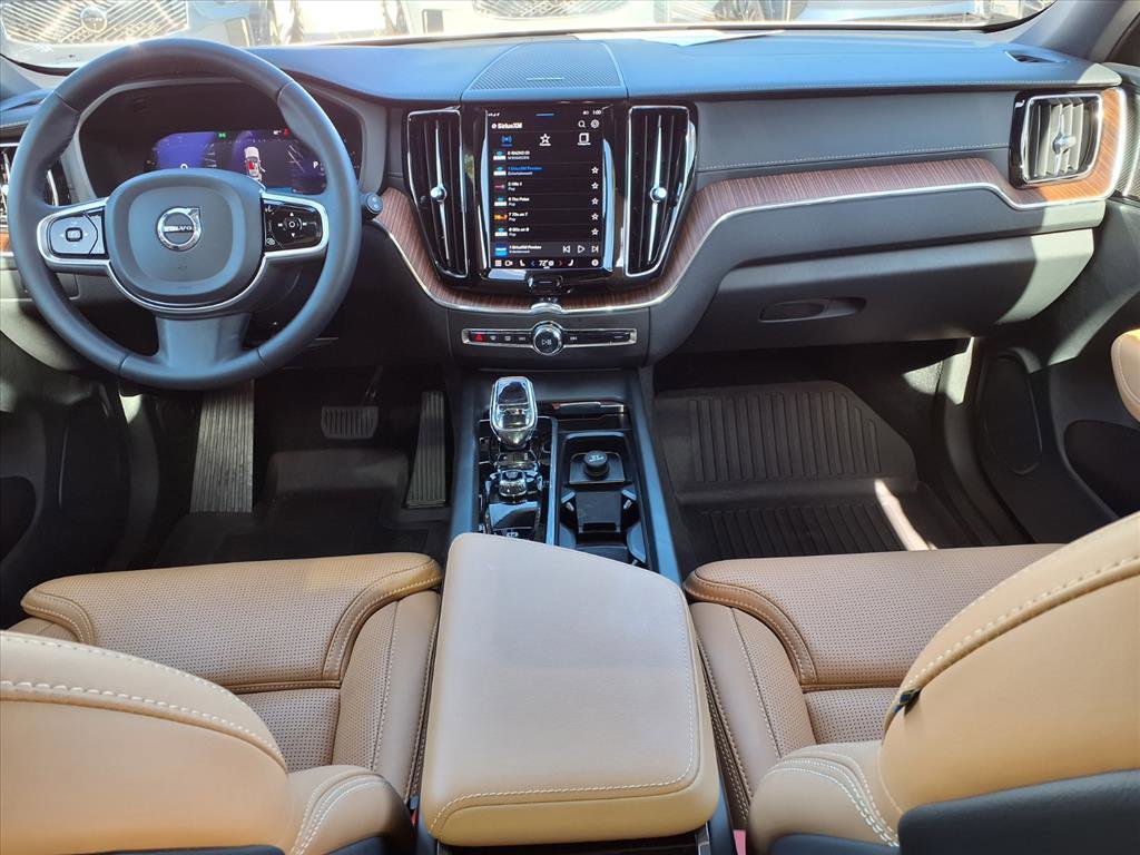 Certified 2023 Volvo XC60 B6 Ultimate image 18