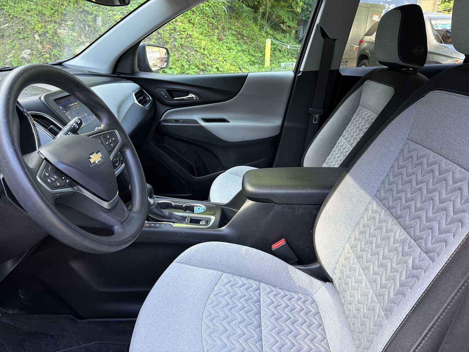Used 2023 Chevrolet Equinox LS w/ LS Convenience Package AWD/4WD image 18