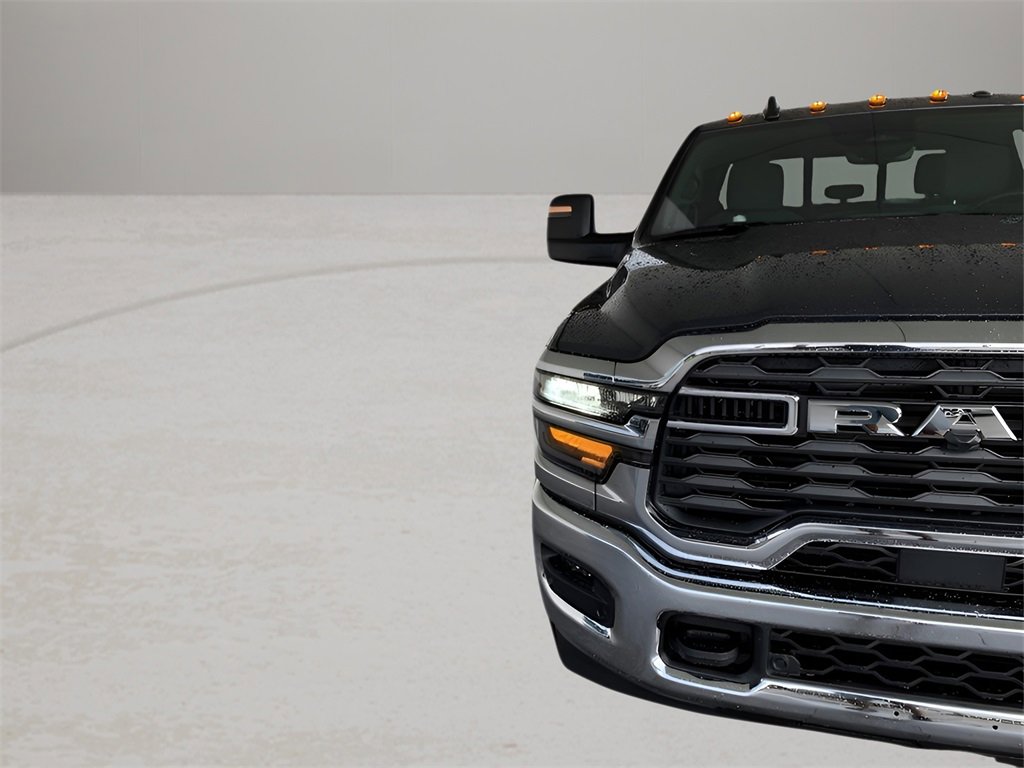 Used 2025 RAM 2500 Tradesman image 9