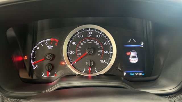 Used 2020 Toyota Corolla SE FWD image 19