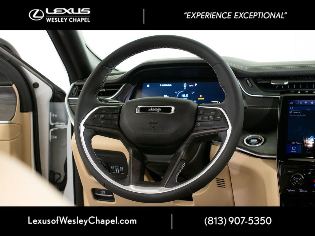 Used 2024 Jeep Grand Cherokee L Limited w/ Black Appearance Package RWD image 28