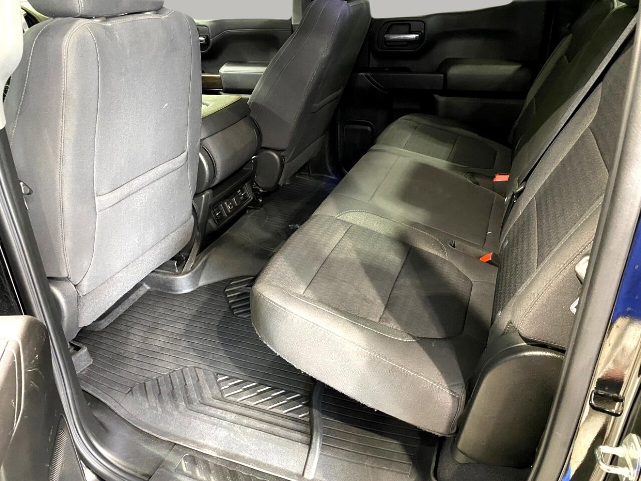 Used 2022 Chevrolet Silverado 1500 LT w/ Z71 Off-Road Package image 19