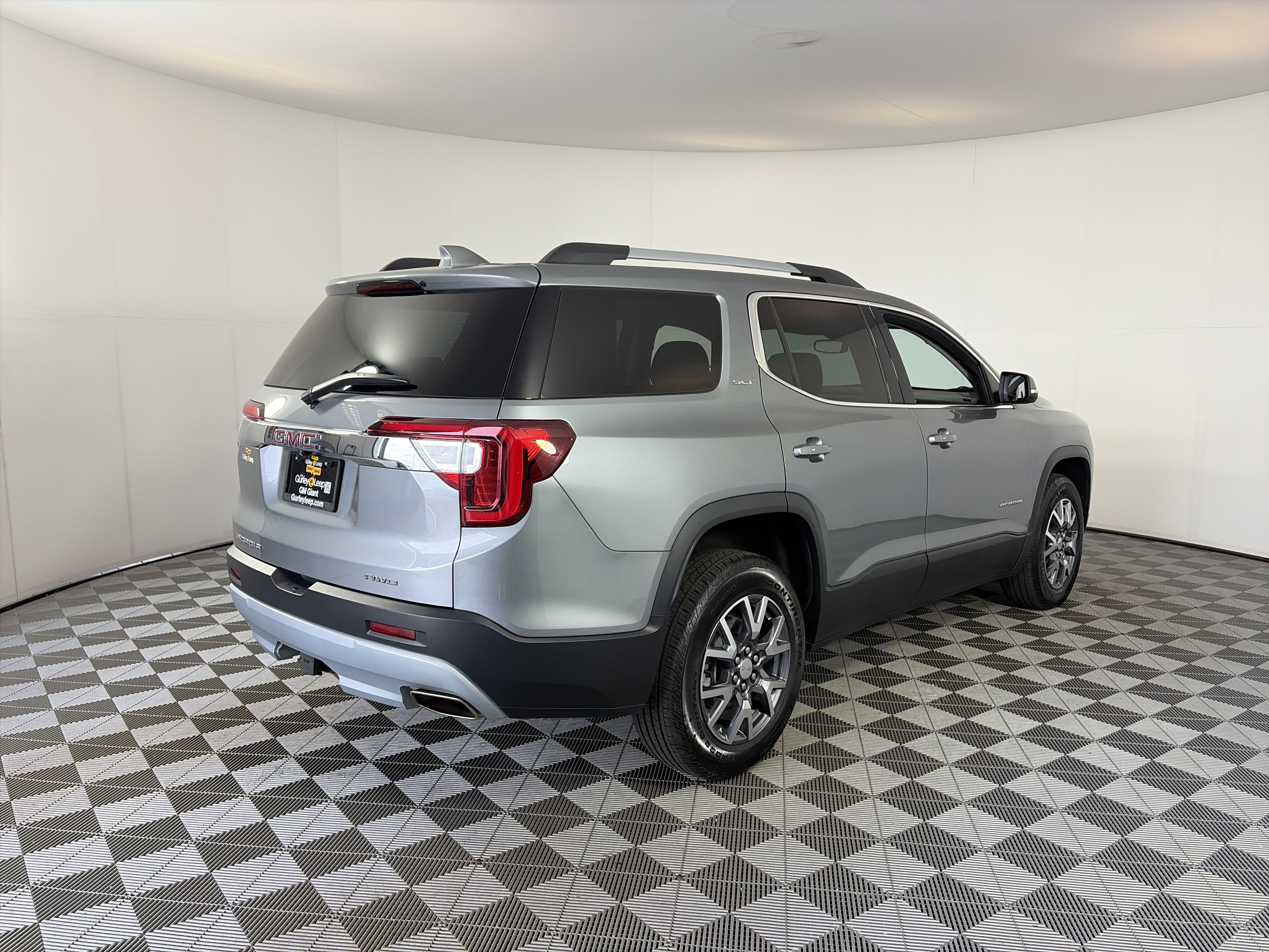 Certified 2023 GMC Acadia SLT AWD/4WD image 11