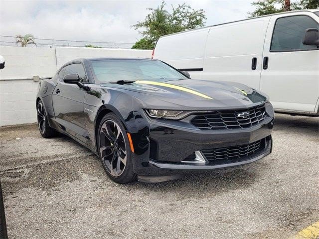 Certified 2023 Chevrolet Camaro LT image 1