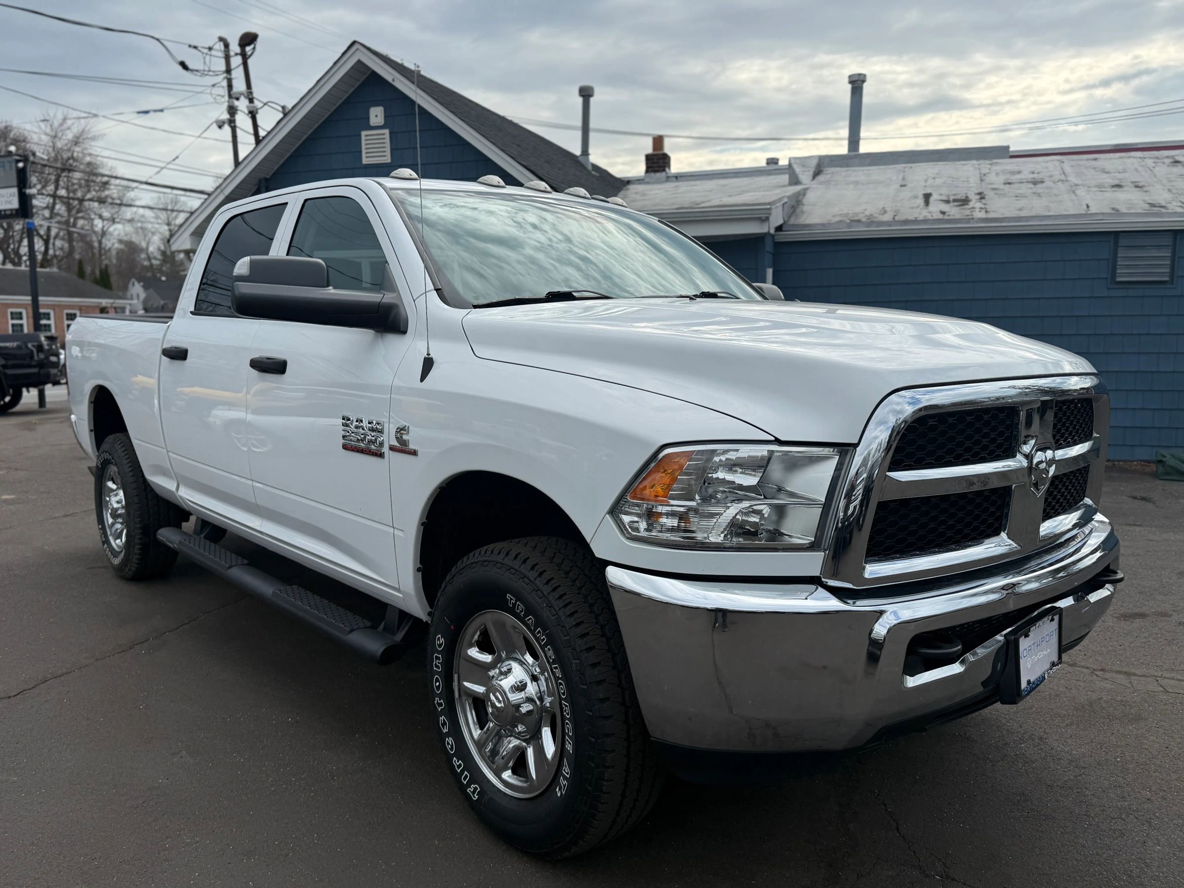 Used 2018 RAM 2500 Tradesman w/ Chrome Appearance Group image 4