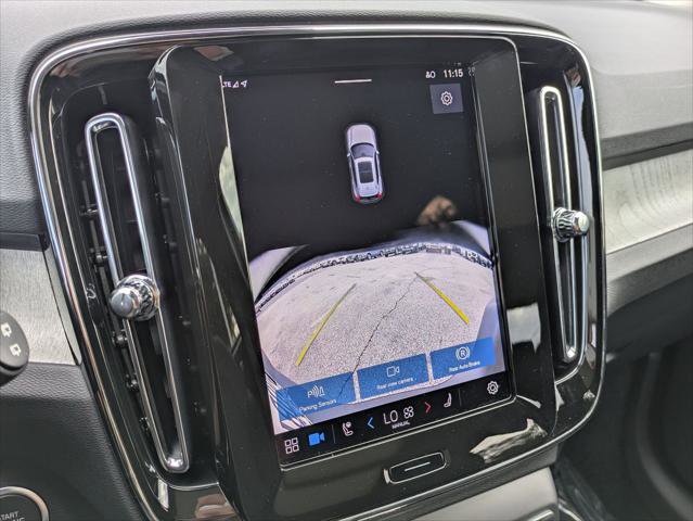 Used 2025 Volvo XC40 B5 Core w/ Protection Package Premier image 19