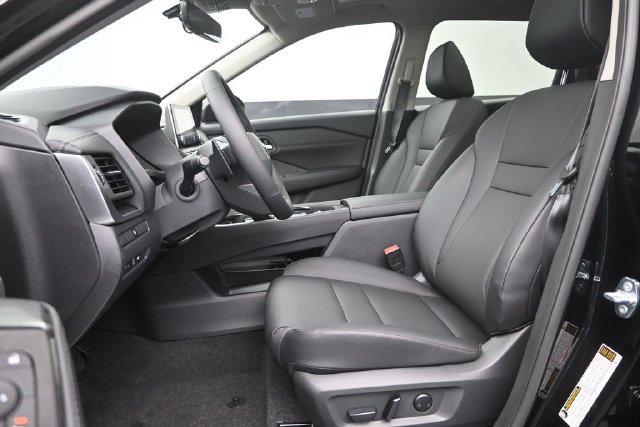 New 2026 Nissan Rogue Dark Armor FWD image 10