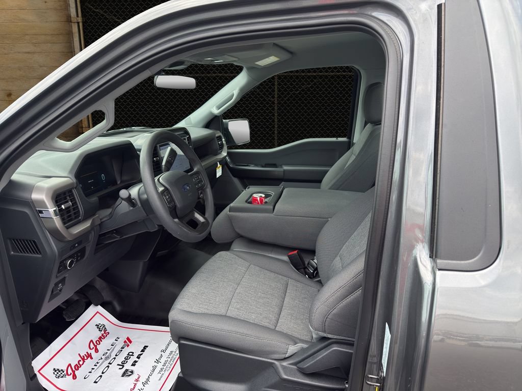 Used 2025 Ford F150 XL AWD/4WD image 4