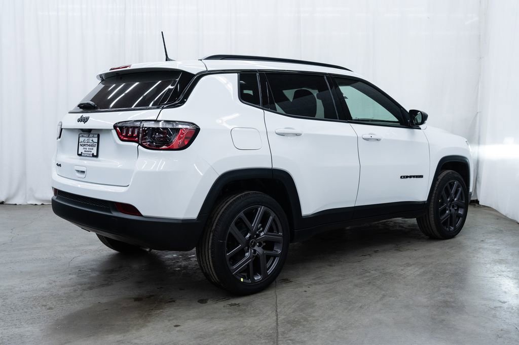 New 2026 Jeep Compass Latitude image 6