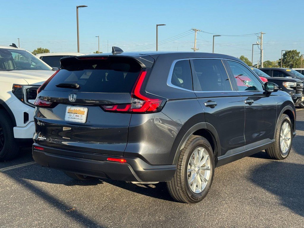 Used 2025 Honda CR-V EX image 3