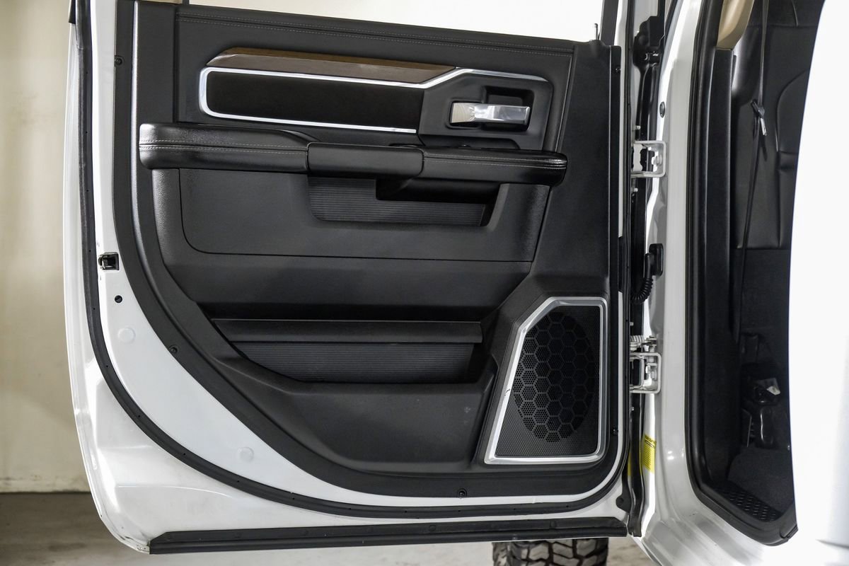 Used 2022 RAM 3500 Laramie w/ Chrome Appearance Group image 36